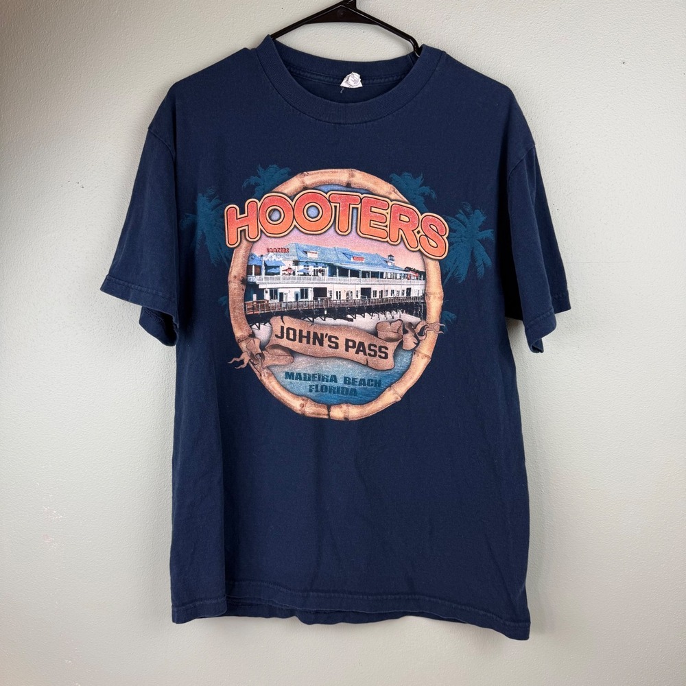 Hooters Y2K Alstyle Johns Pass Madeira Beach Florida T-Shirt Navy Blue Mens LG